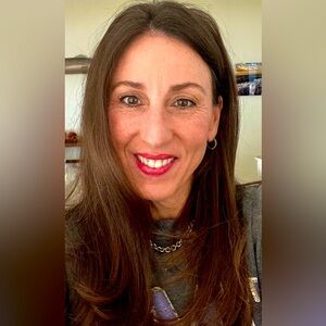 Meet your Posher, Lauren